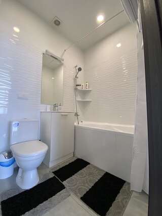 Апартаменты Soul City Apart Hotel Днепр Роскошный четырехместный номер-4