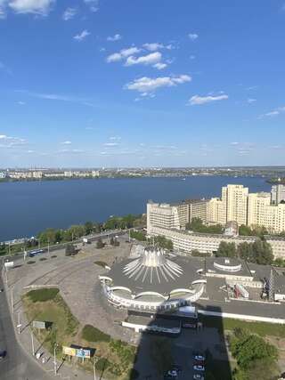 Апартаменты Soul City Apart Hotel Днепр Большой двухместный номер с 1 кроватью-2